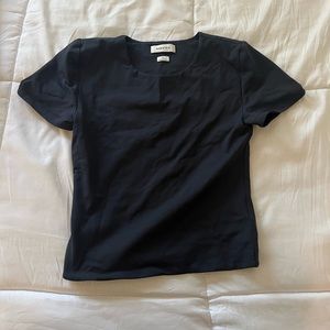 Babaton Contour Crew T-Shirt